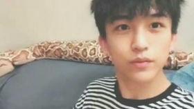 黄子弘凡前女友爆料视频,揭秘昔日恋情内幕 第1张 黄子弘凡前女友爆料视频,揭秘昔日恋情内幕 第1张